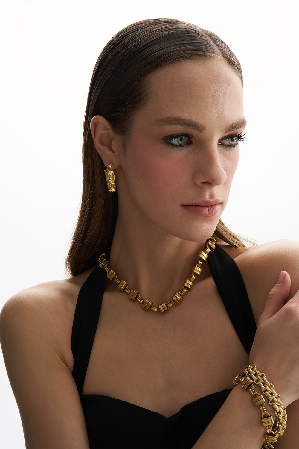 Gwen Gold Necklace