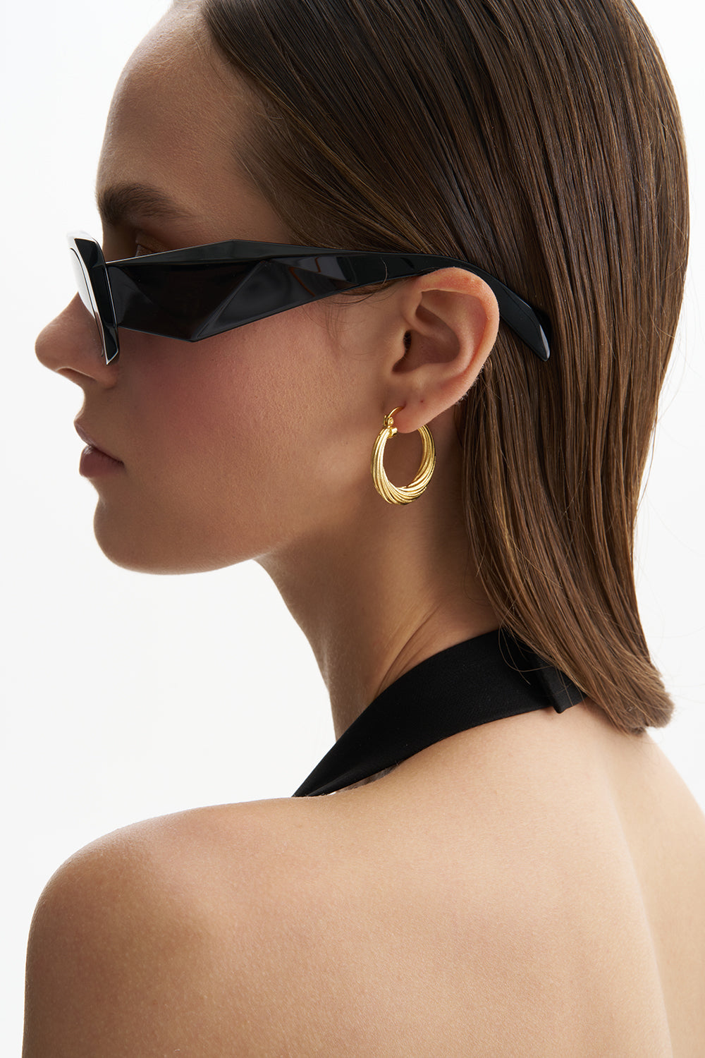 Iris Gold Hoop Earring